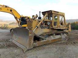 Komatsu D155A-1