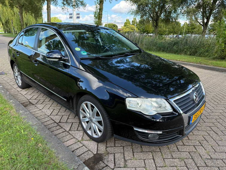 Volkswagen Passat 1.8 Tfsi Comfortline 2
