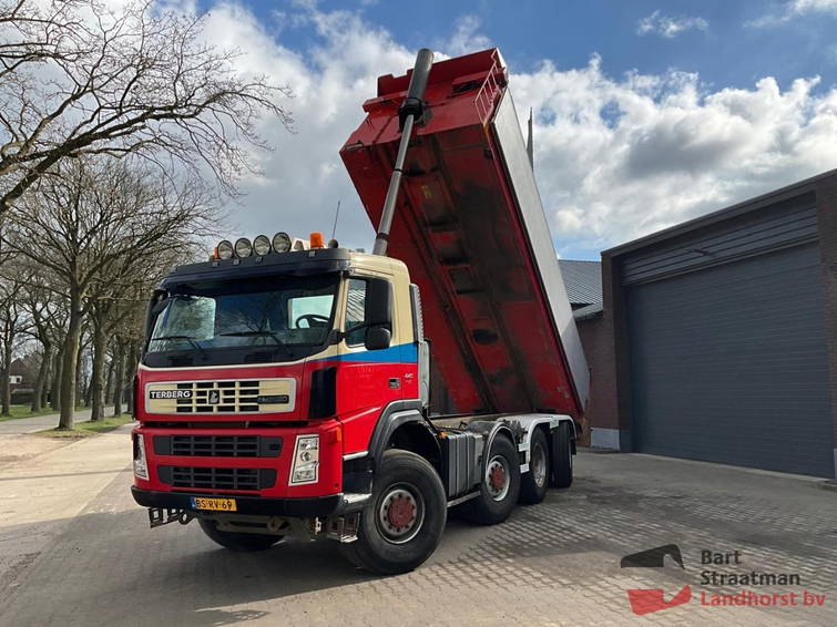 Terberg FM 2000 FM2000-T 8x8 Euro 5 met 22,1m3 geisoleerde kipper. 5