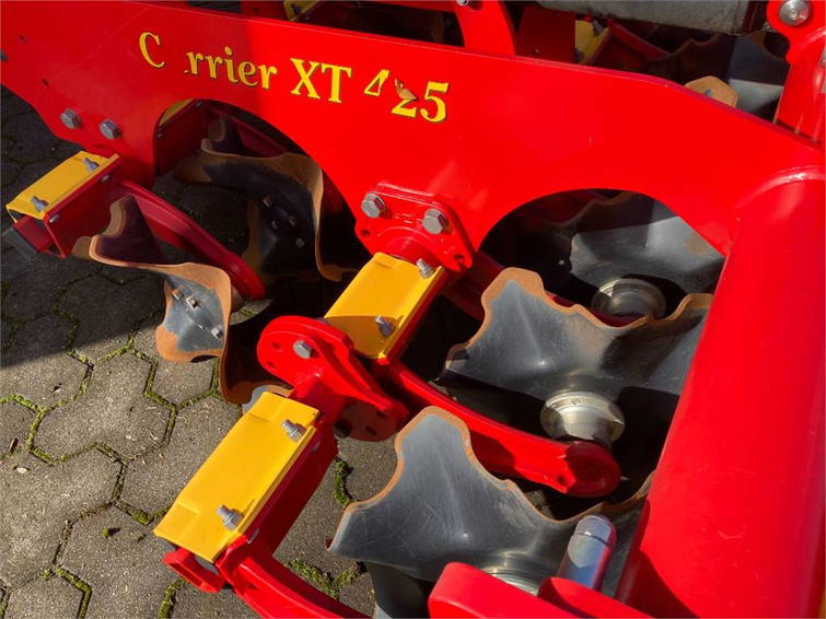Väderstad Carrier XT 425 6