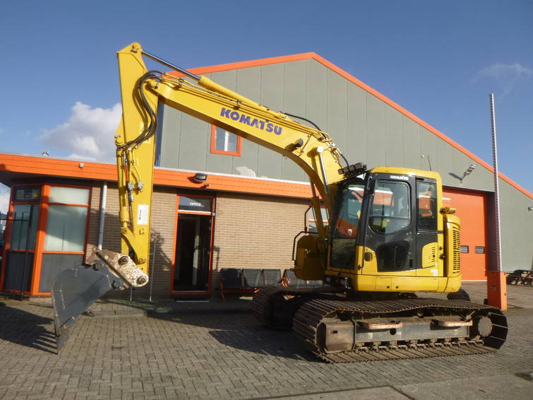 Komatsu PC138US-11 7