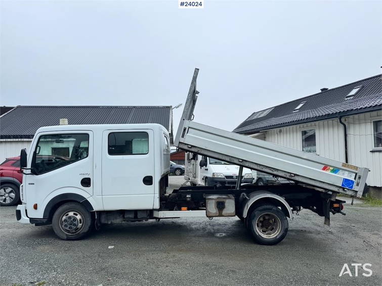 Renault Maxity Tipper Truck 135,000 km 3-Way Tipping W 4