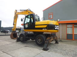 JCB JS175W
