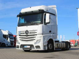 Mercedes-Benz Actros 1845