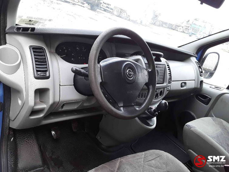 Opel Vivaro 8
