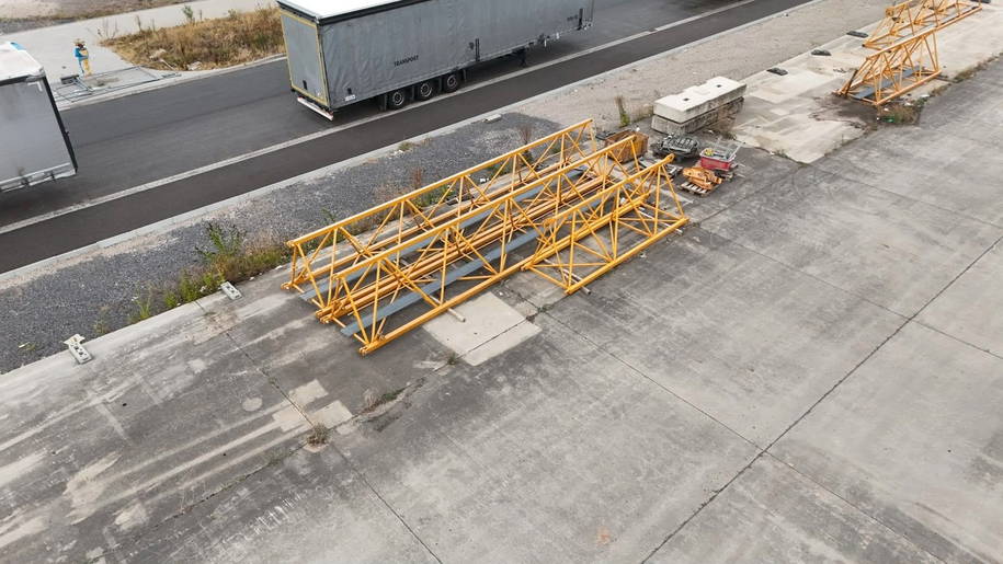 Liebherr L Kran 160 HC-L 8/16 22