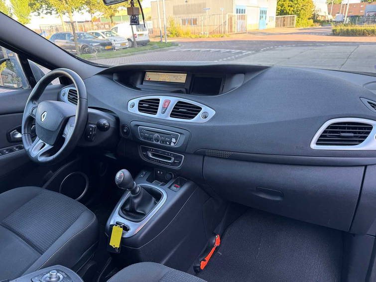 Renault Scénic 1.4 TCE Dynamique 9