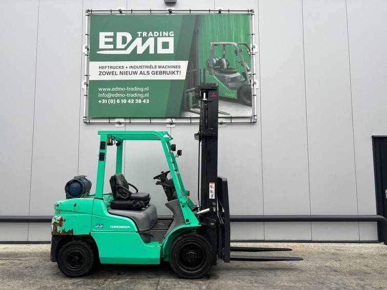 Mitsubishi FG35NT Heftruck 1