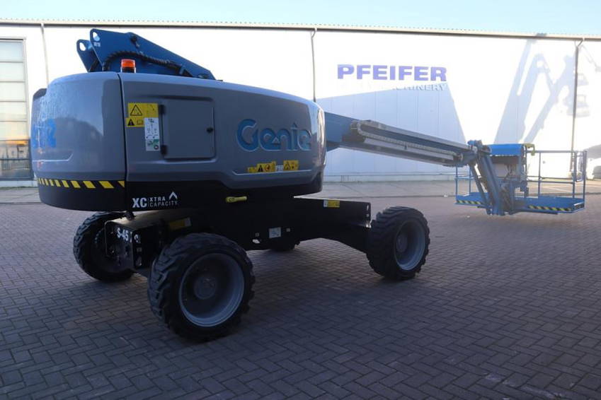 Genie S45XC Valid Inspection, Guarantee Diesel, 4x4 Dr 2