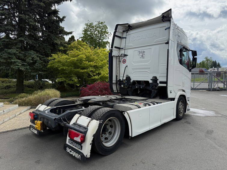 Scania R450 Euro 6 Mega/lowdeck 4