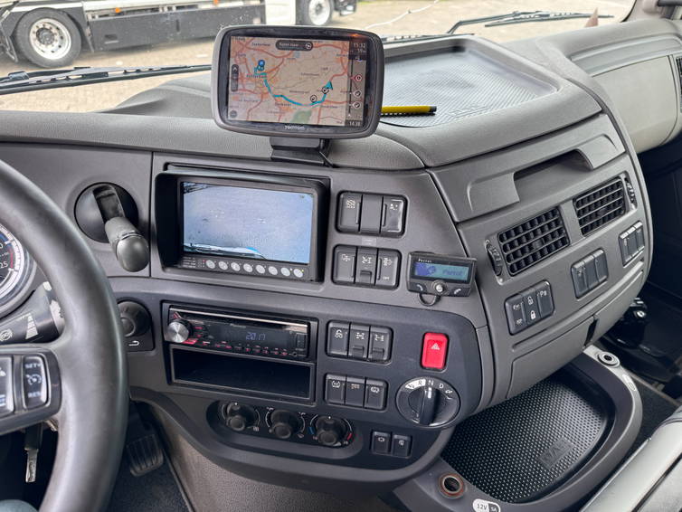 DAF XF 510 8X4 120T Retarder 3,5" Sliding 5th Wheel Hub Reduction 24