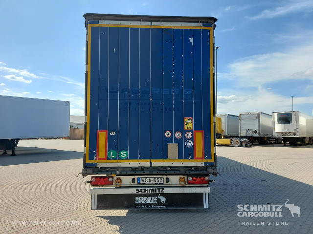 Schmitz Cargobull Semitrailer Curtainsider Mega 6