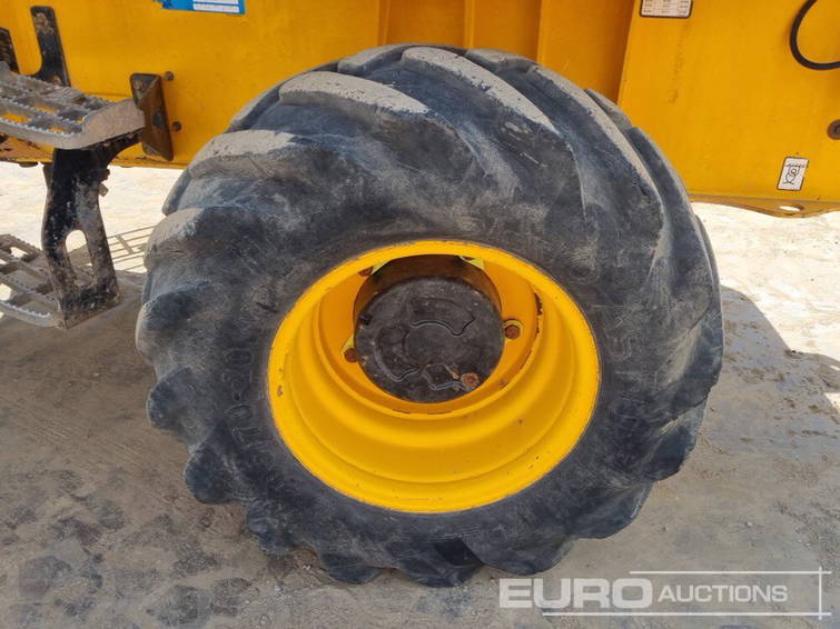 JCB 7FT 10