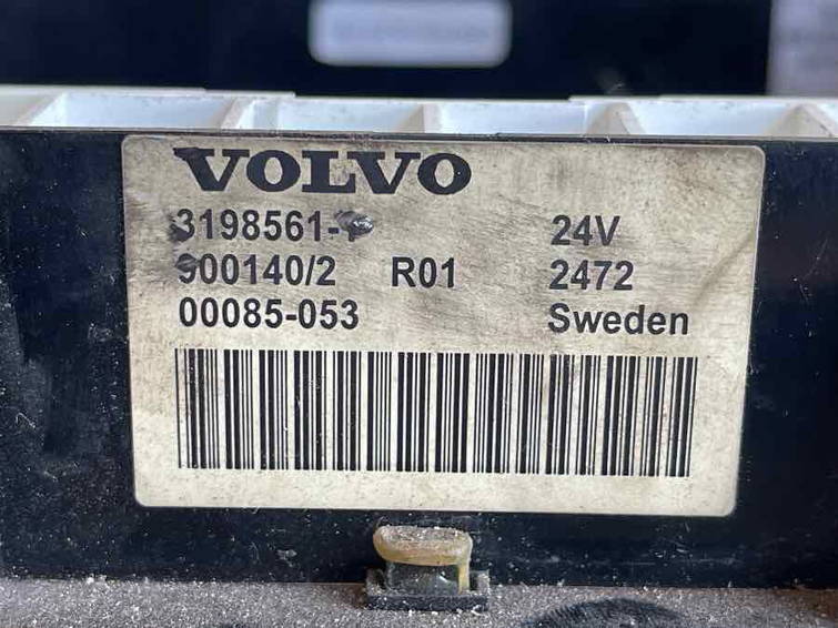 Volvo Kombi Instrument 3