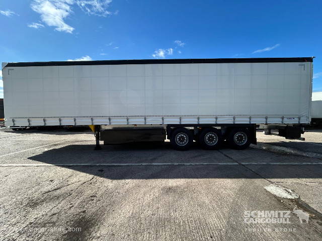 Schmitz Cargobull Semitrailer Curtainsider Euroliner 17