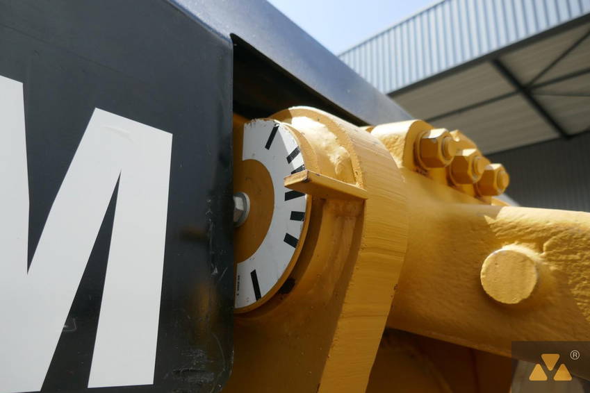 Caterpillar 140M 28