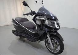 Piaggio X10 350 Executive BS 25kw Bjr.2018