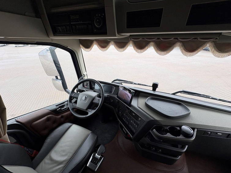 Volvo FH 13.500 Aero Hydaulic and Retarder 8