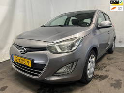 Hyundai i20 1.2i i-Motion Schadeauto