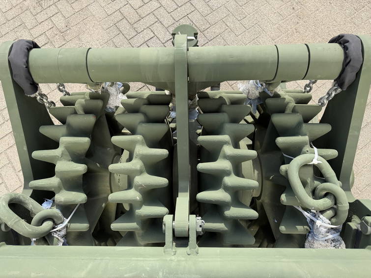 automotive P/N 12476127 U.S. Army Tank Command P/N 12476127 11