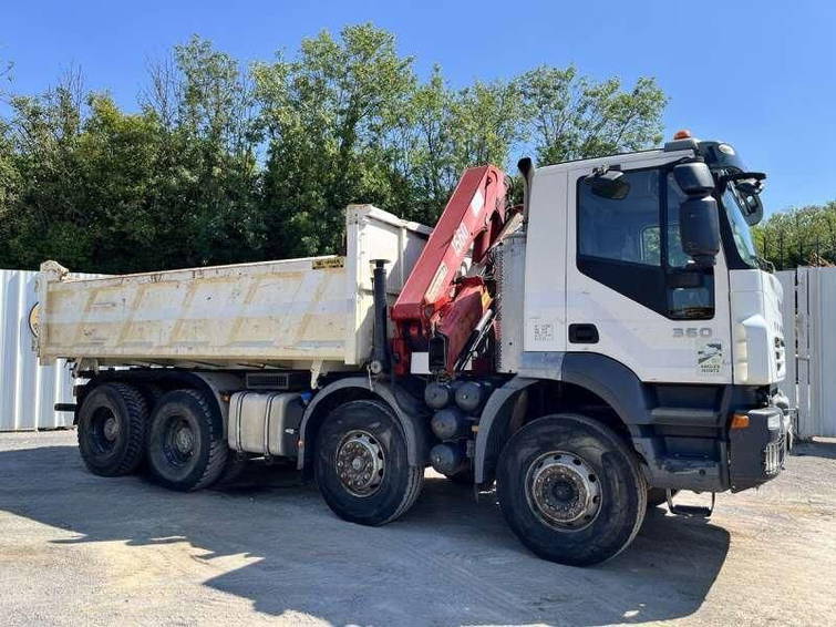 Iveco Trakker 360 Grue 8X4 1