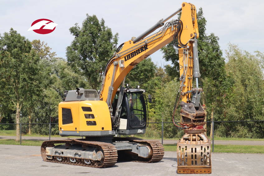 Liebherr R926 K LC Compact | Sorting Grab | Quick Coupler 5