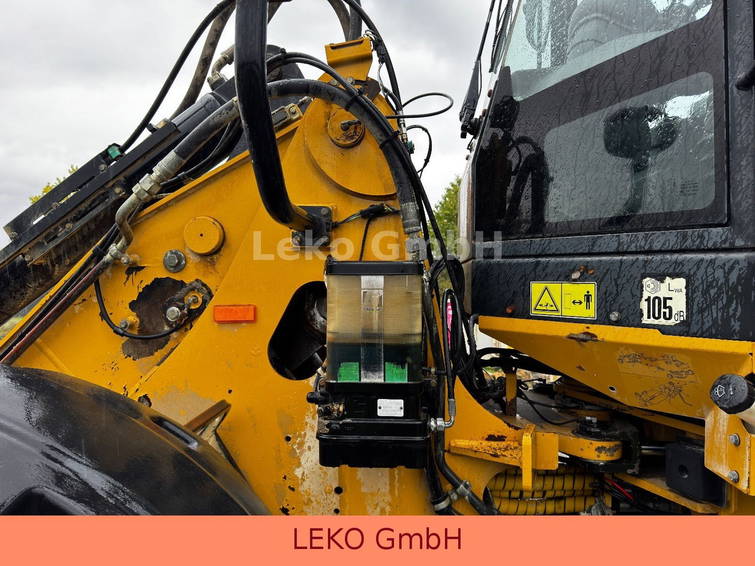 Caterpillar 930H Mit Ein Löffel 16