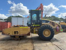 Caterpillar CP 76