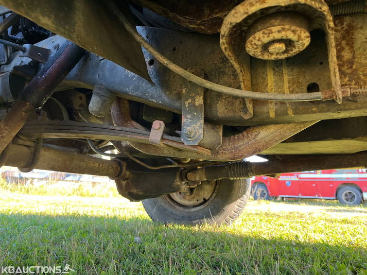 Chevrolet Blazer D10 Military 28