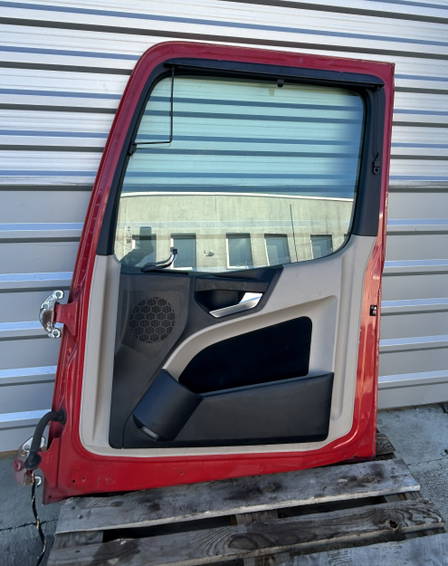 Mercedes-Benz Actros MP4 Right Door A9607224309 10