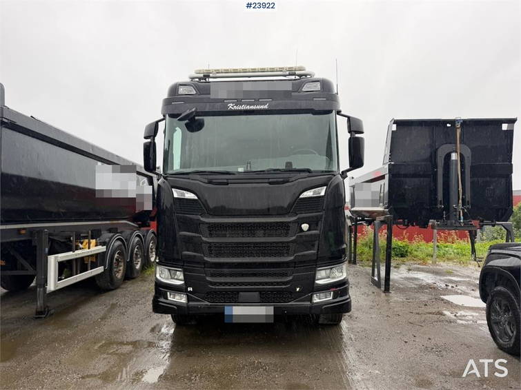 Scania R580 6x4 Tipper Truck 1