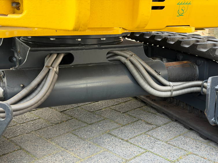 Komatsu PC20R-5 12