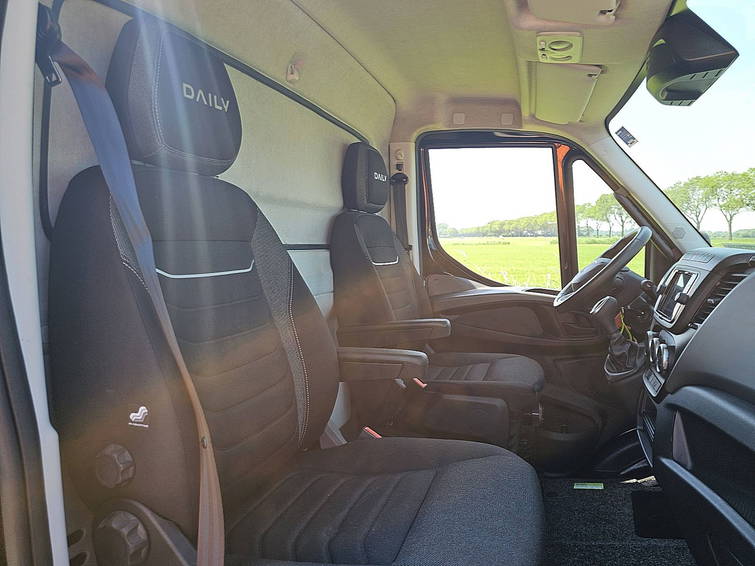 Iveco Daily 40C18 3.0ltr ac aut Euro6 7