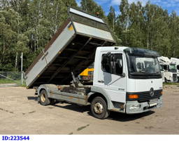 Mercedes-Benz Atego 815