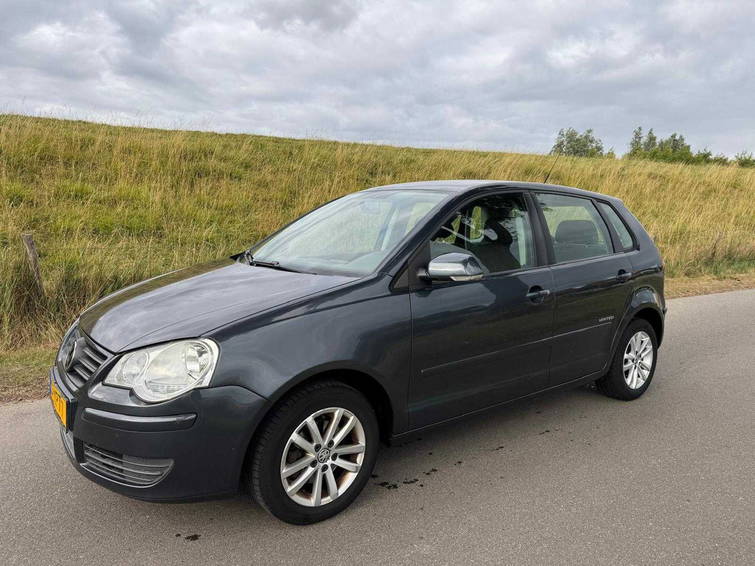 Volkswagen Polo 1.2 Easyline 1
