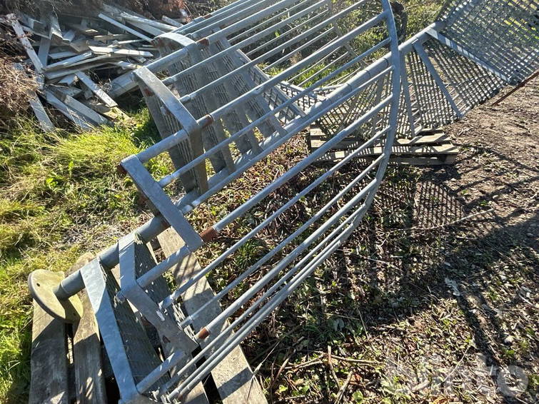 Diversen Galvad med plattform 2