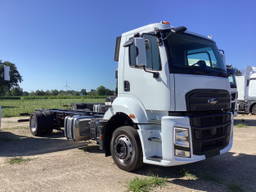 Ford 4x2 Road 1833 Daycab