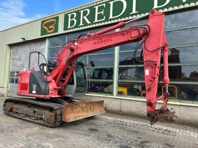 Hitachi ZX135 US 5