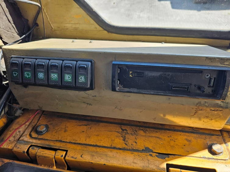 Komatsu D65P-6 20