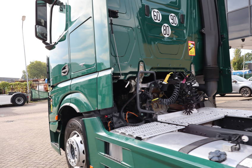 Mercedes-Benz Actros 1848 Euro6  4X2 17
