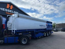 N/A 56m3 Bulk/Silo 7 Compartimenten 2x Liftas Camera NL Trailer