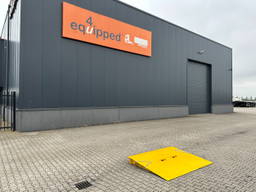 Onbekend ramp 2m wide / 7.500kg