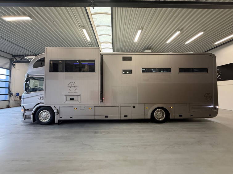 Scania P320 Interhorse 5 Horses POP-OUT 6