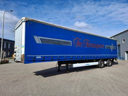 Krone / Sliding Roof / Lift Axle / Steering Axle / Remoted Platform 2500 KG / Curtain Sails / BPW 10 TON AxleS / 2015