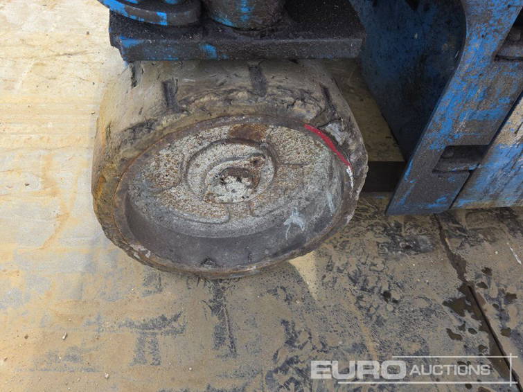 Genie Electric Scissor Lift Controls Missing 9