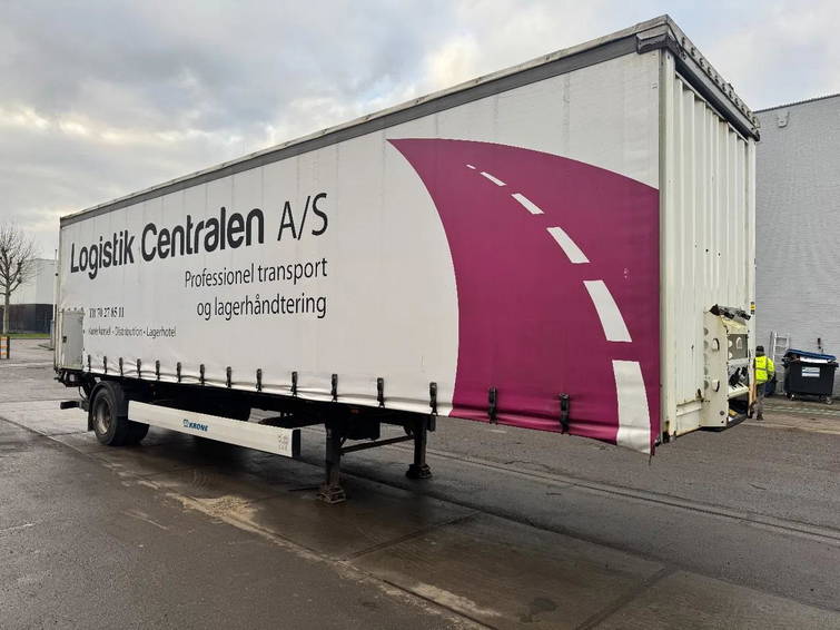 Krone SE 1 Axle - Sliding Roof BÄR Loadlift 3