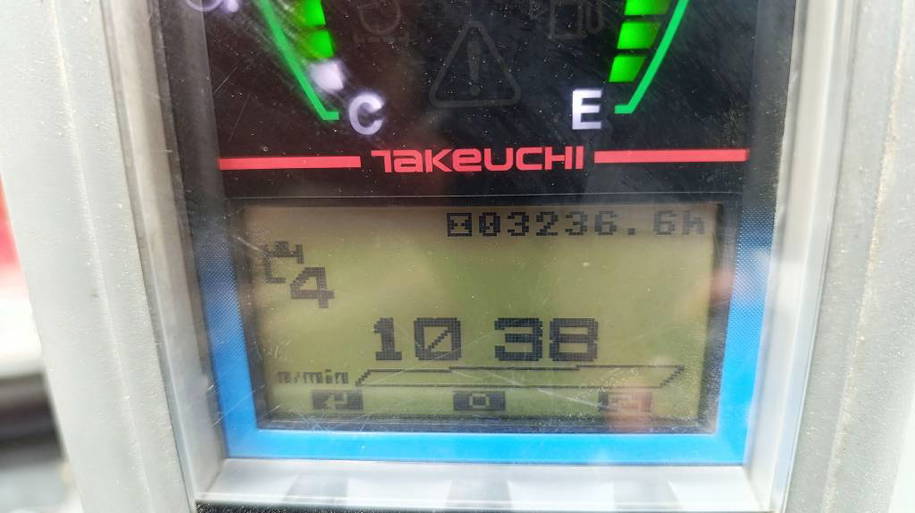 Takeuchi TB 225 Minibagger 2,4 t BJ 2019 Powertilt MS03 12