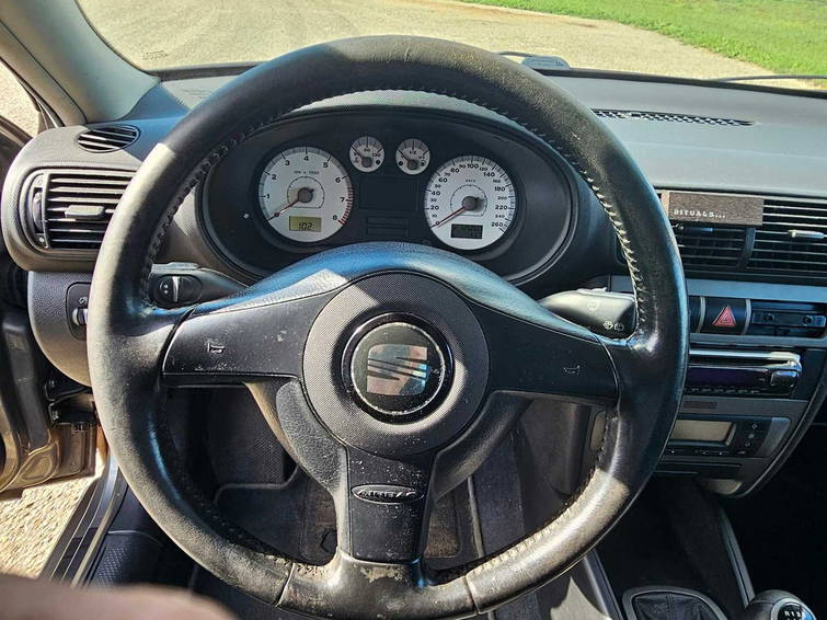 Seat Leon 1.8-20VT Topsport 11