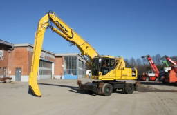 Komatsu PW220-MH