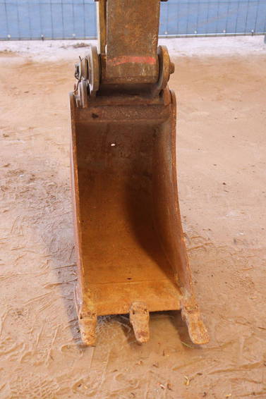 Komatsu PW 110R 13